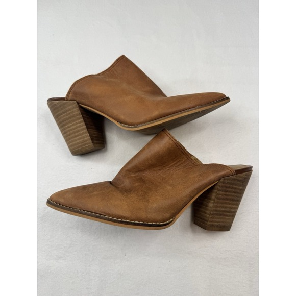 Lucky Brand Shoes - Lucky Brand Leather Heels 8.5 Brown Slip On Boho Western Cowgirl